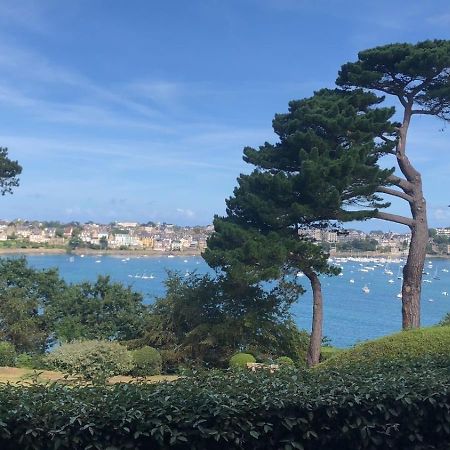 Appartement Vue Sur Mer Dinard Exteriér fotografie